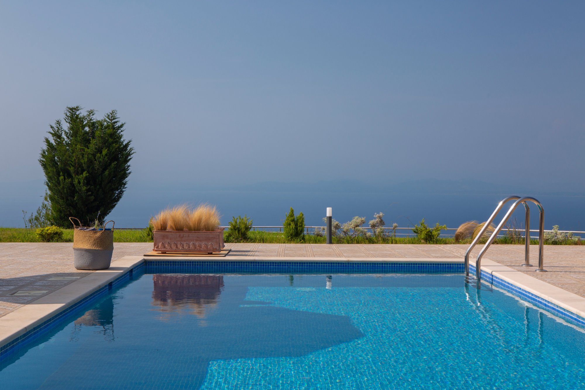 Pool 4